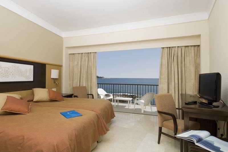 Sensimar Aguait Resort & Spa - Adults Only Font de sa Cala Exterior photo